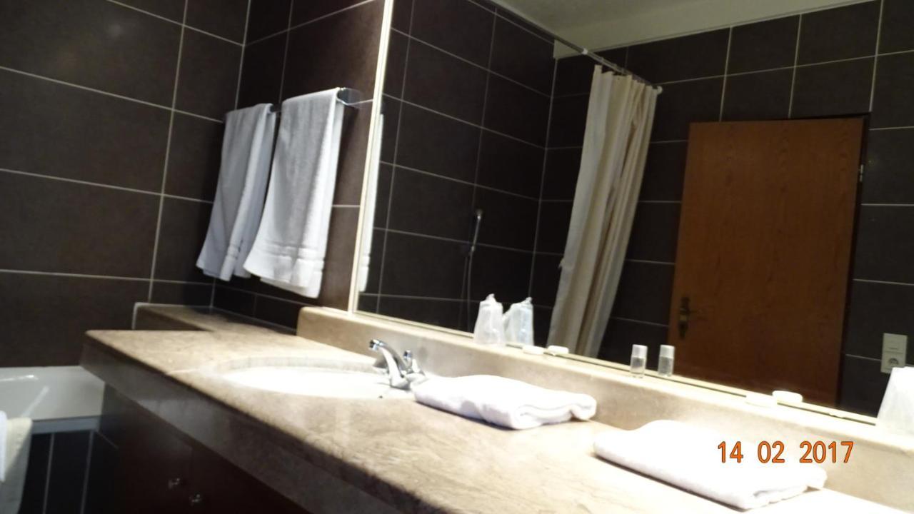 Bed & Breakfast Hotel Helga Hein Düsseldorf Zewnętrze zdjęcie